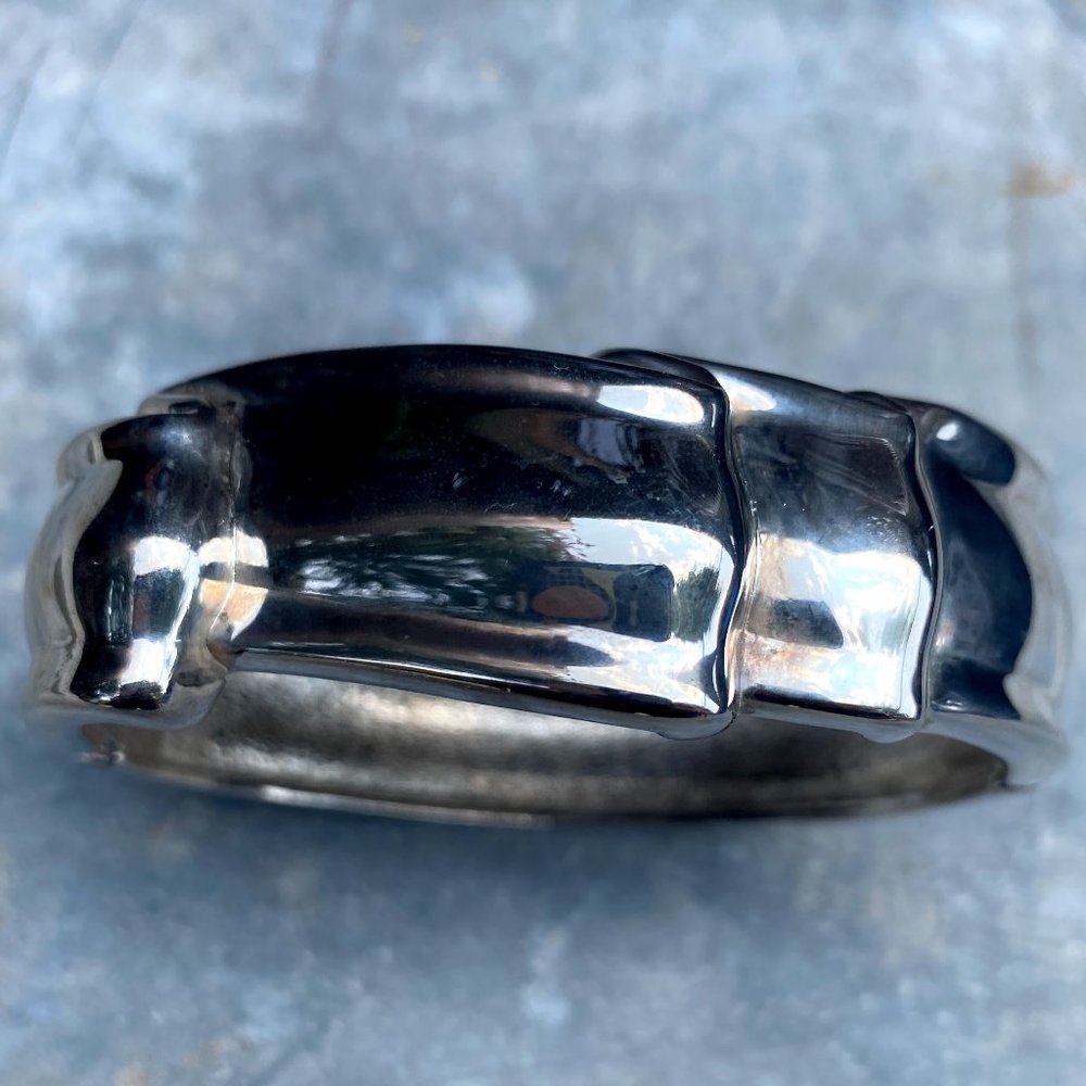 Silver Tone Metal Spring Closing Cuff